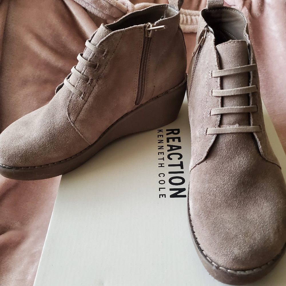 Ankle boots - Picture 2 of 5